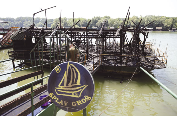 Све учесталији пожари на сплавовима 